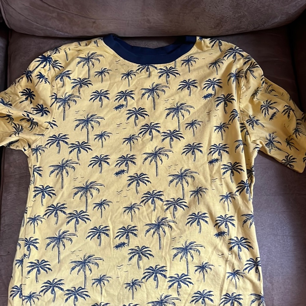 Boy top